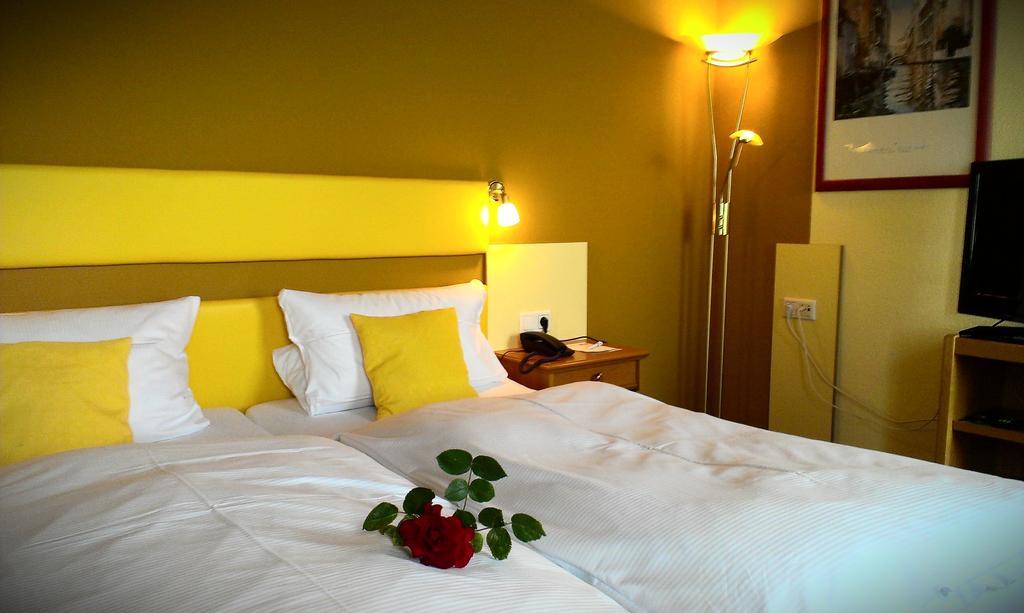 Hotel Zur Post Schönberg 部屋 写真