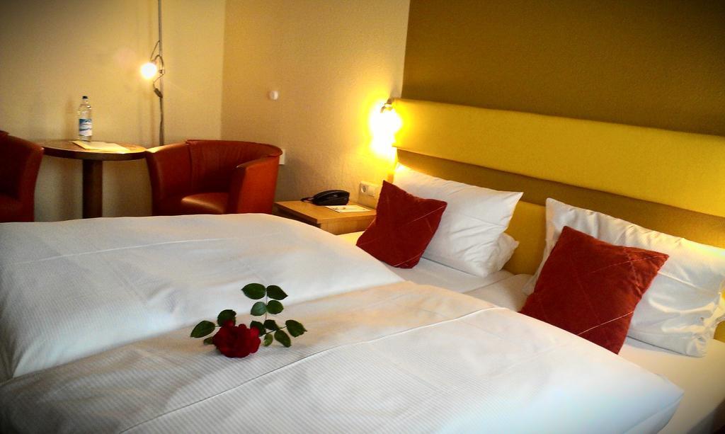 Hotel Zur Post Schönberg 部屋 写真