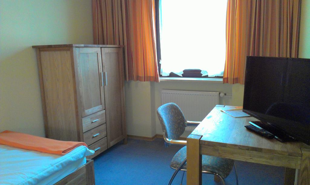 Hotel Zur Post Schönberg エクステリア 写真